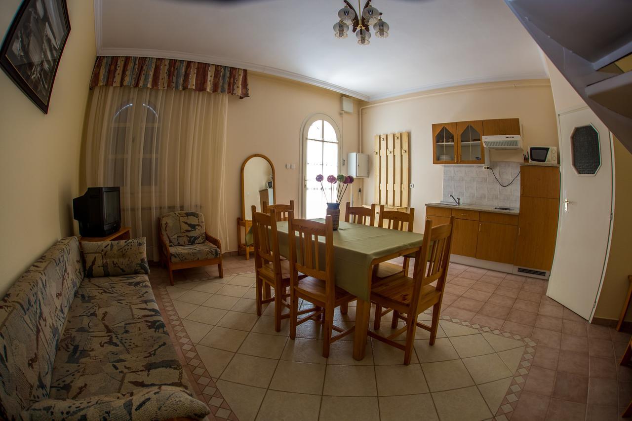Apartment Aqua Line Apartmanhaz Hajdúszoboszló